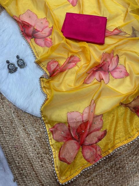 Svara bombay market surat saree shop